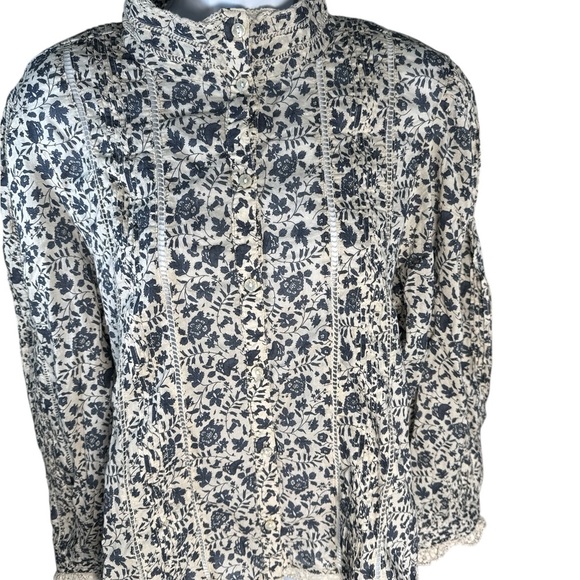 Aerie Black and White Boxy Blouse with Mandarin Collar - Picture 1 of 9